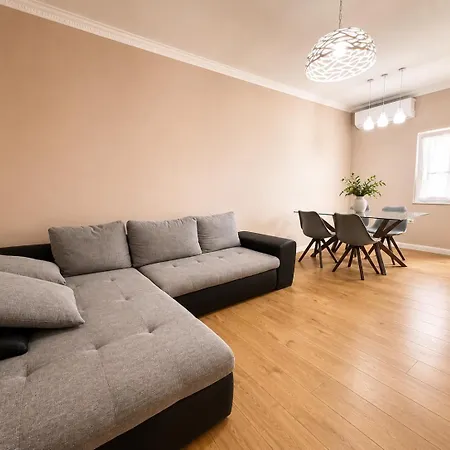 Apartment 2br In Heart Of Blloku